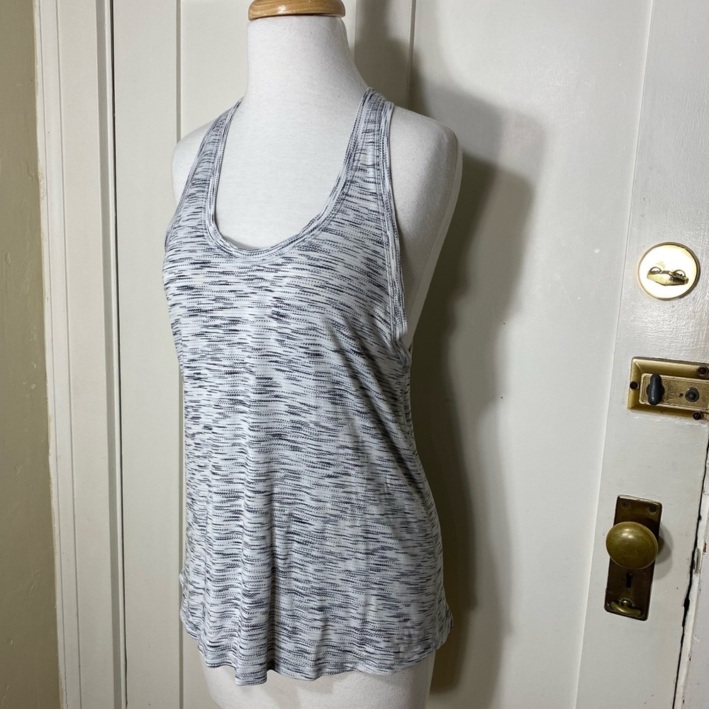 Lululemon Racerback Heather Gray White Patterned Split Back Tank Top 6